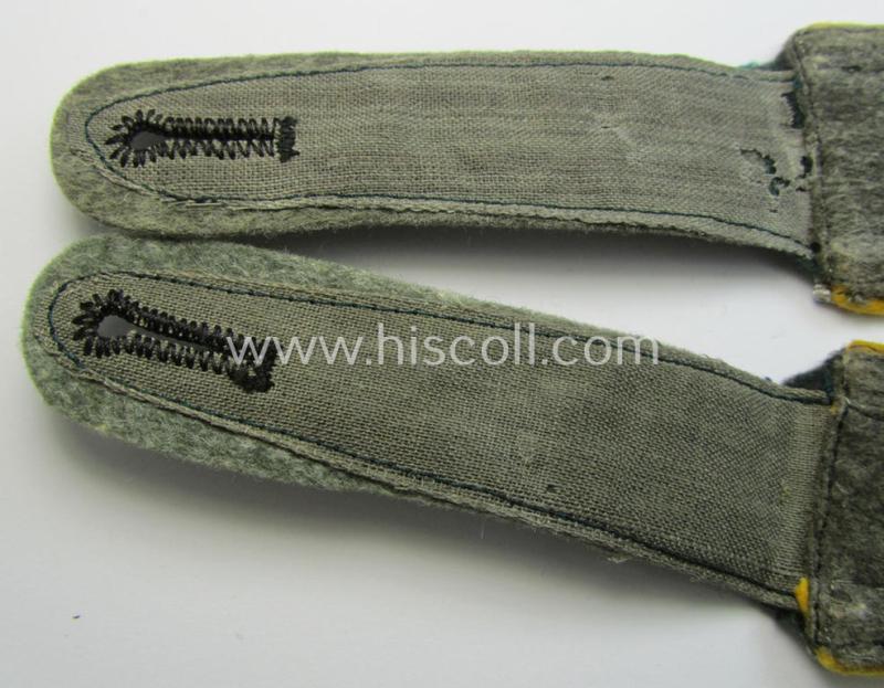 Attractive - and fully matching! - pair of WH (Heeres) early-war-period- (ie. 'M36'- ie. 'M40'-pattern, 'tailor-made') NCO-type shoulderstraps as was intended for usage by an: 'Uffz. eines Kavallerie- o. Aufklärungs-Abteilungs'