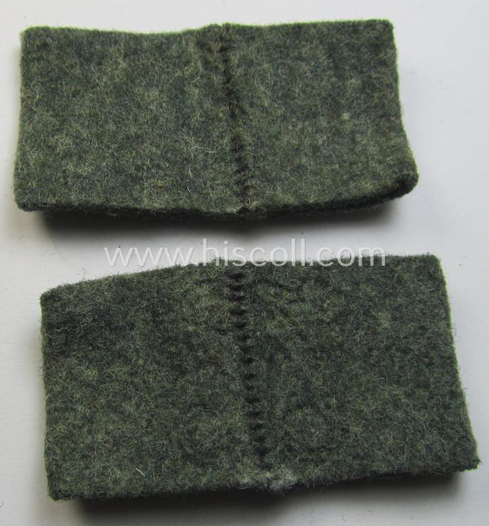 Attractive - fully matching and scarcely found! - pair of WH (Heeres) 'Artillerie'-related, so-called: regimental shoulderstrap-'slip-ons' (ie. 'Schulterstück-Überschuben') as was intended for usage by a: 'Soldat des Artillerie-Regiments 72'