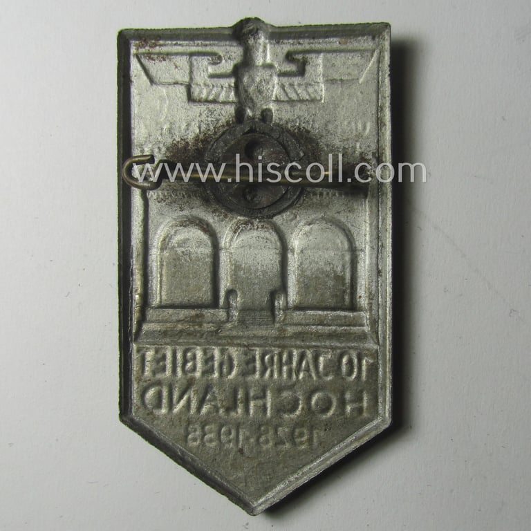 Luxuriously-styled - and actually scarcely encountered! - HJ (ie.'Hitlerjugend') related 'tinnie' (ie. 'Veranstaltungsabzeichen') being a non-maker-marked example showing the text: 'Hitler-Jugend 1923-1933 München'