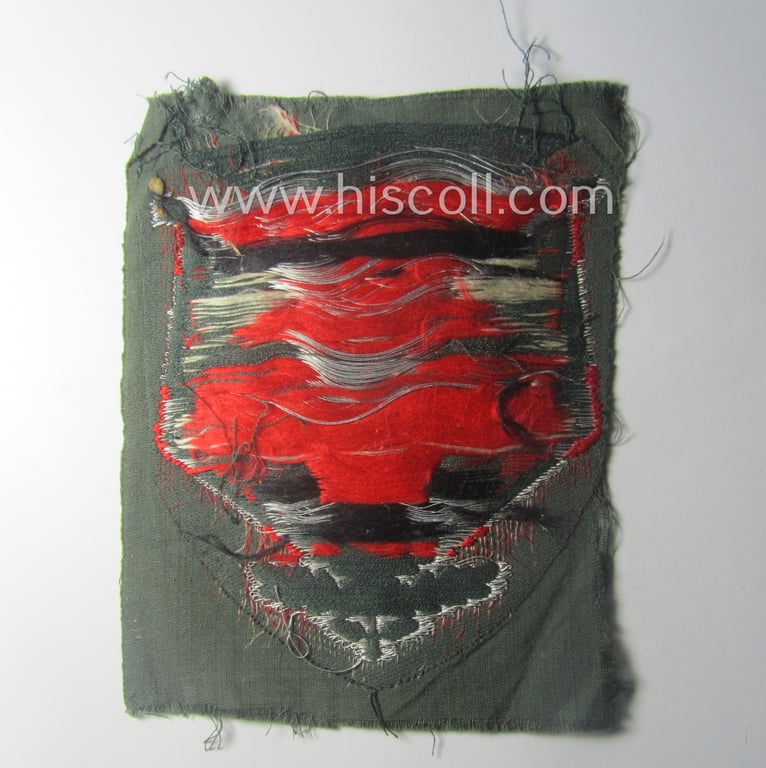WH (Heeres), flat-wire- (ie. 'BeVo'-) woven 'Ärmelabzeichen für Fahnenträger des Heeres' as was intended for a soldier (ie. NCO) who served within a: '(Sturm)Artillerie'-unit