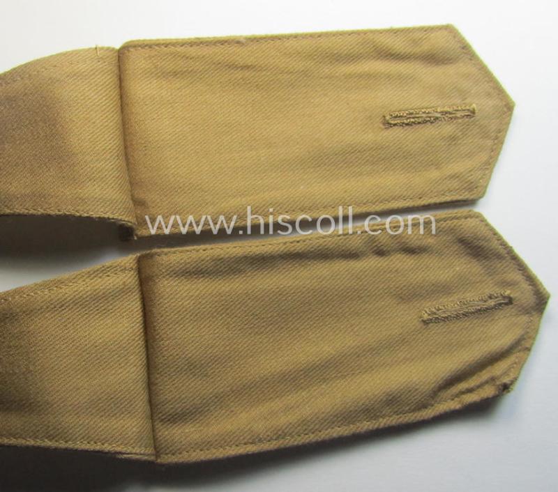 Pair of WH (Kriegsmarine) 'tropical-styled', EM-type shoulderstraps (as intended for usage on the tropical-shirts ie. tunics): 'Matrose'