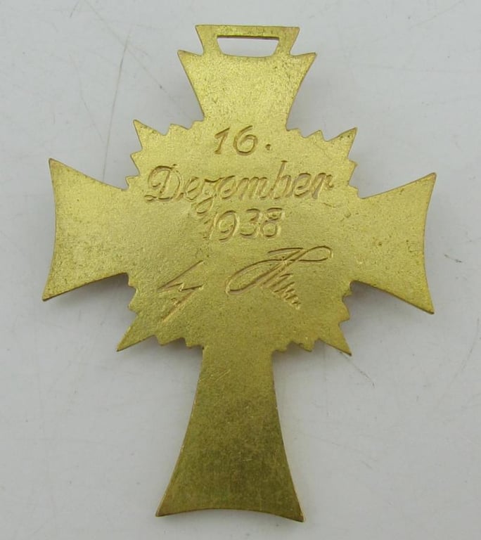 German Mothers Cross in Gold