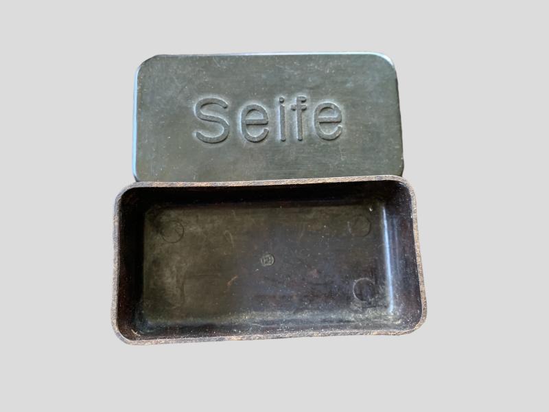 German Bakelite Soap Box 'Seife'