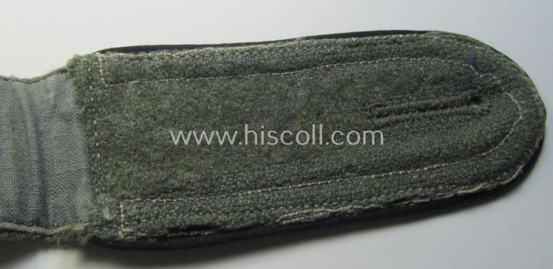 Attractive - moderately used albeit regrettably single! - so-called: 'M41- (ie. M43-) pattern', WH (Heeres) NCO-type shoulderstrap as was intended for an: 'Unteroffzier eines Pionier-Abteilungs o. Rgts.'