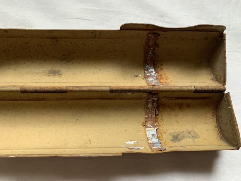 MG 34  Spare Barrel Carrier