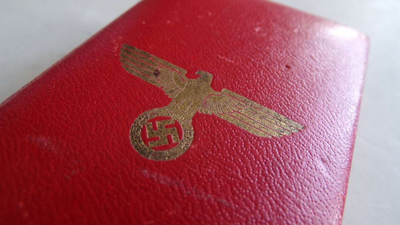 Cased Austrian Anschluss Medal – March 13, 1938