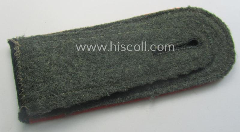 Single, pre- (ie. early-) war-period WH (Heeres) so-called: 'M36 o. 40'-pattern, EM-type shoulderstrap as was intended for - and with certainty worn by! - a: 'Soldat eines (Sturm)Artillerie Abts. o. Rgts.'