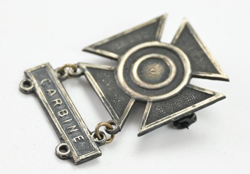 US WW2 Sterling Silver Marksman Badge