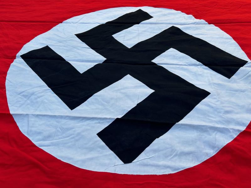 Very Large Third Reich Hausfahne (Banner) ....Mint