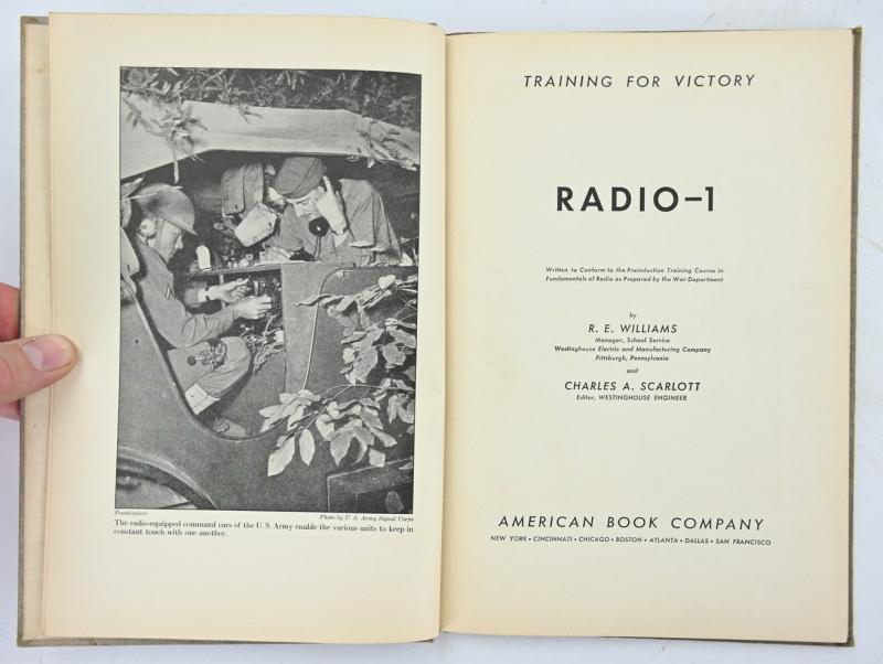 US WW2 Radio-1 Training for Victory Book