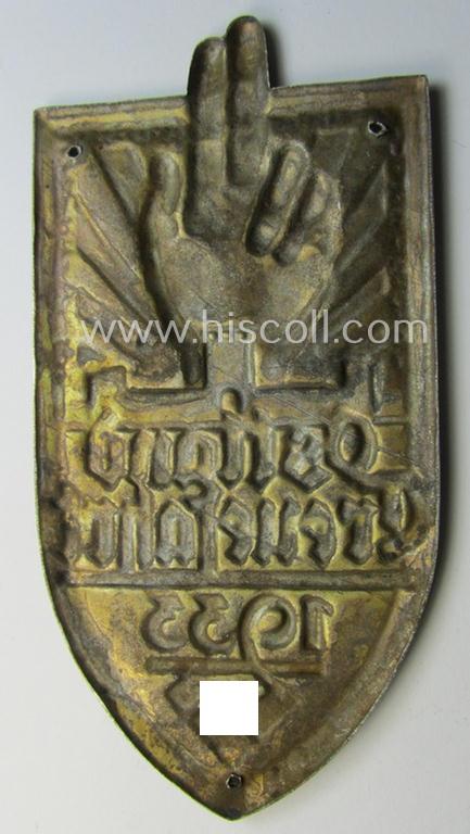 Unusual, commemorative 'N.S.K.K.- o. A.D.A.C.'-related car-plaque (ie. 'Erinnerungs- o. nichttragbare Kraftwagenplakette') showing a upright-positioned hand, swastika and text: 'Ostland Treuefahrt 1933'