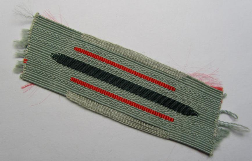 Fully matching pair of WH (Heeres) early- (ie. mid-war-) period EM-type collar-tabs (ie.: 'Einheitskragenspiegel') showing the bright-red-coloured branchcolour as was intended for usage by a soldier (ie. NCO) who served within the: 'Artillerie-Tru...
