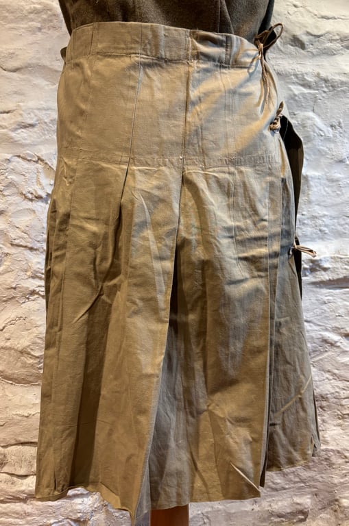 1938 Dated Full Wrap Kilt Cover
