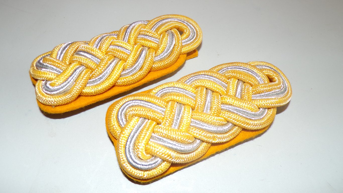 Rare Unissued Generalmajor Cellon Shoulder Boards