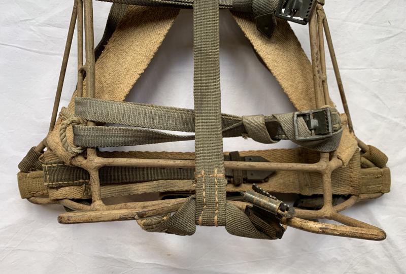 German Late-War 'Tragegestell' -1944-