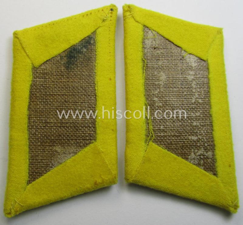 Attractive pair of WH (Heeres) officers'-type, so-called: 'Waffenrock'- (ie. dress-) collar-tabs (ie. 'Kragenspiegel') as piped in the bright-yellow branchcolour as was intended for usage by an: 'Offizier eines Nachrichten-Abts. o. Regiments'
