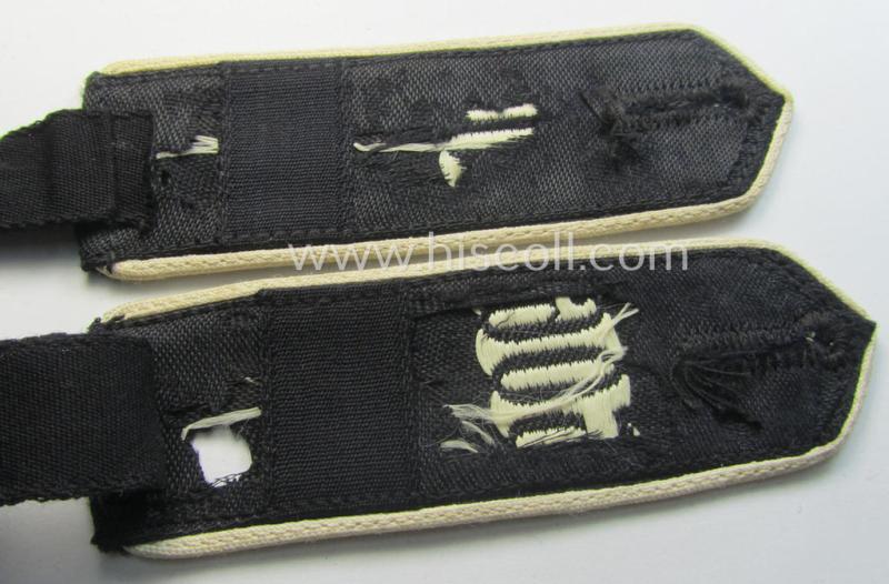 Superb - matching albeit used and regrettably slightly damaged! - white-piped, so-called: 'Reiter-HJ' (ie. 'HJ-Streifendienst') shoulderstrap-pair as was intended for a: 'Hitlerjunge' who was attached to the: 'Bann 506' (506 = Wien-Südwest)