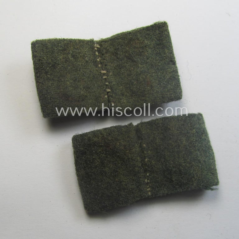 Pair of WH (Heeres) 'Infanterie'-related, 'Schulterstück-Überschuben': 'Soldat des Infanterie-Rgts. 313'