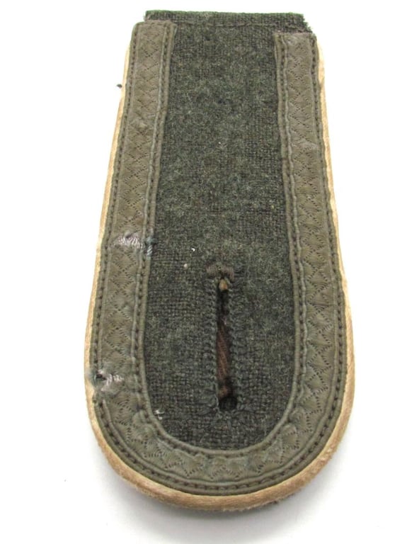 Single WH (Heer) M40 'Infanterie' Shoulder-Strap