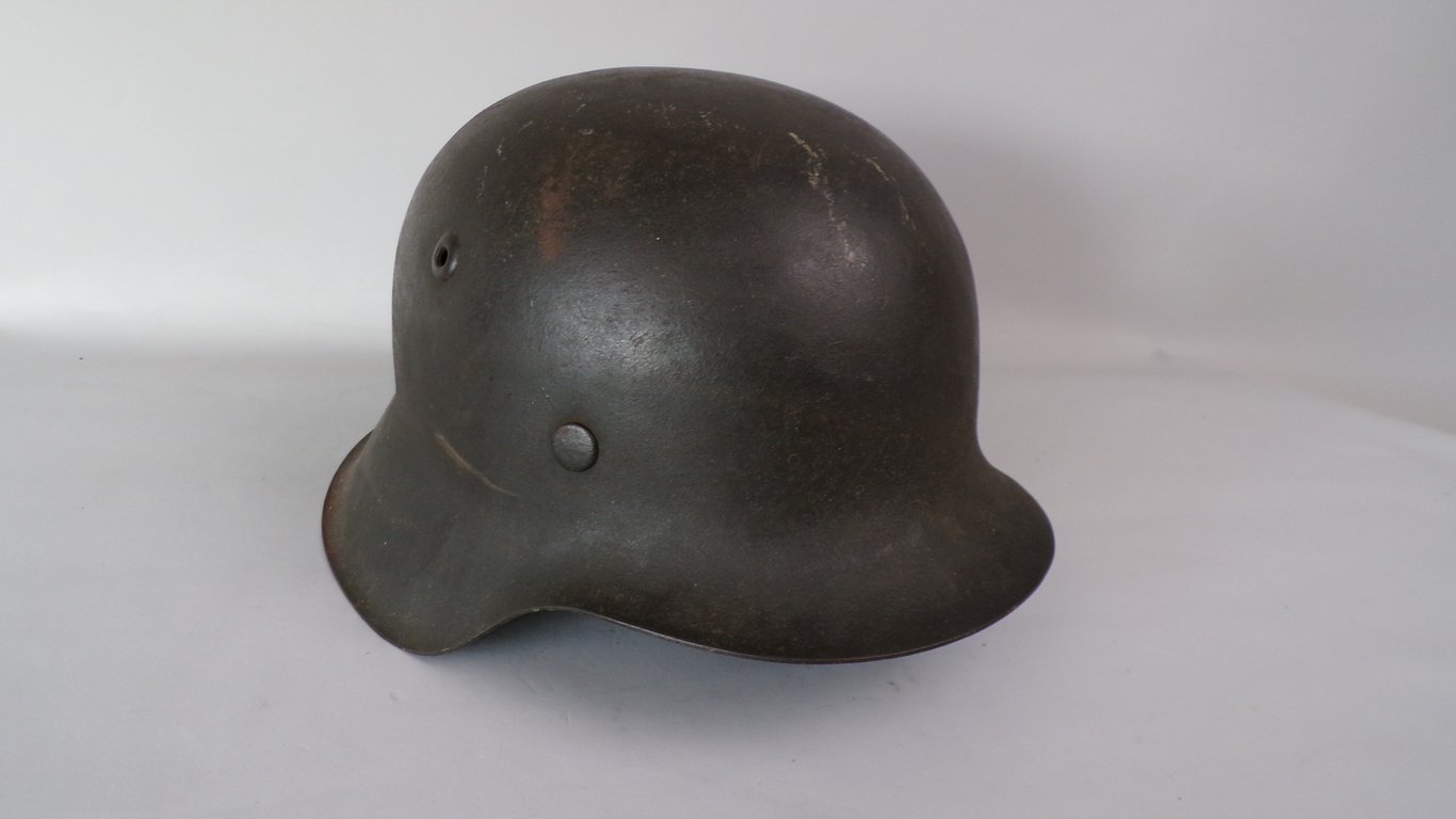 M42 HKP combat helmet