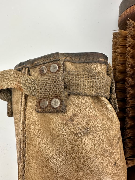 WW2 7.5 cm cleaning Rod in Tan Bag