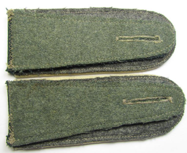 Fully matching pair of WH (Heeres), early-war period- (ie. 'M36'-pattern-) NCO-type shoulderstraps having the neat white- (ie. 'weisser'-) coloured branchcolour as was intended for an: 'Unteroffizier der Infanterie-Truppen'