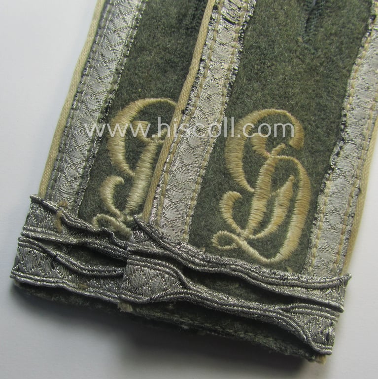 Moderately used- and/or clearly worn - fully matching and rarely encountered! - pair of WH (Heeres), early-war-period (ie. 'M41'-pattern styled-) NCO-type shoulderstraps for an: 'Uffz. u. Offizieranwärter eines Inf.-Rgts. der “Grossdeutschland”-Div.'