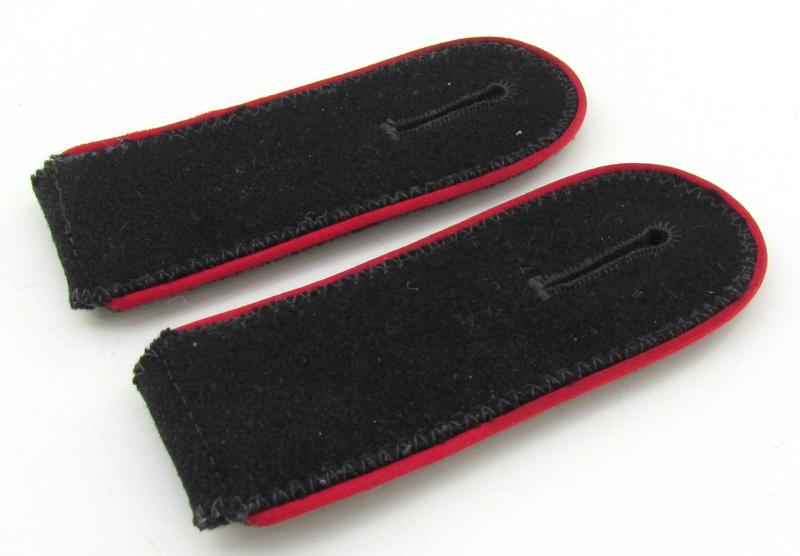 Waffen SS EM/NCO Artillery Shoulder Boards