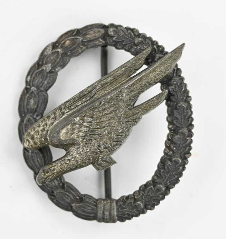 German LW FSJ Paratrooper Badge (Denazified)