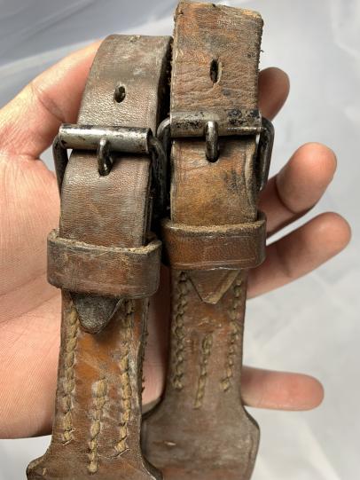 WH (Heer) Food Container Carrying Straps -1942-