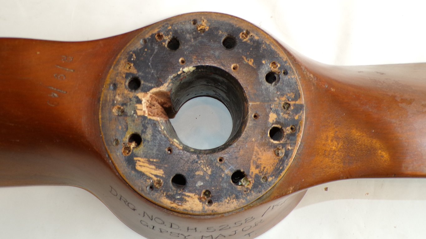 Rare WWII British RAF Wooden Propeller 1939