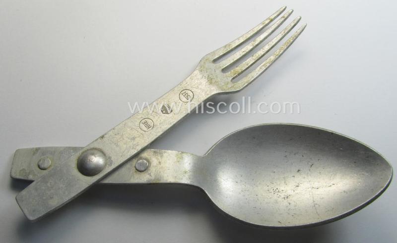 WH (Heeres etc.) soldiers'-type, aluminium-based eating-utensils-set (ie. so-called: 'Göffel') being a nicely maker- (ie. 'HRE'-) marked and/or: '1937'-dated example that comes in a moderately used condition
