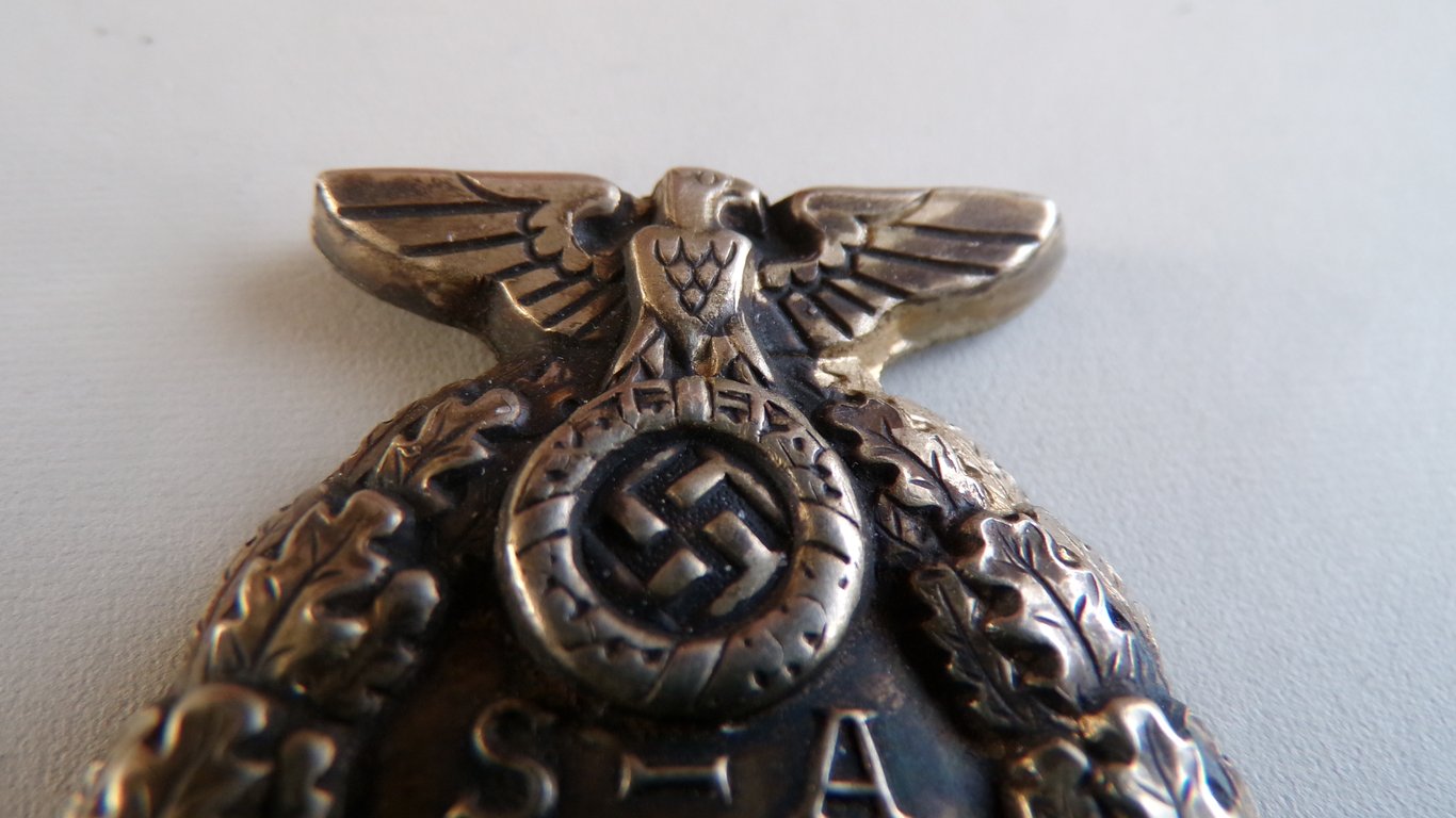 1th model SA-Treffen Braunschweig 1931 badge
