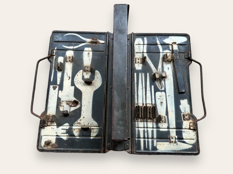 MG 34/42 Foldable Tool Kit -1940-