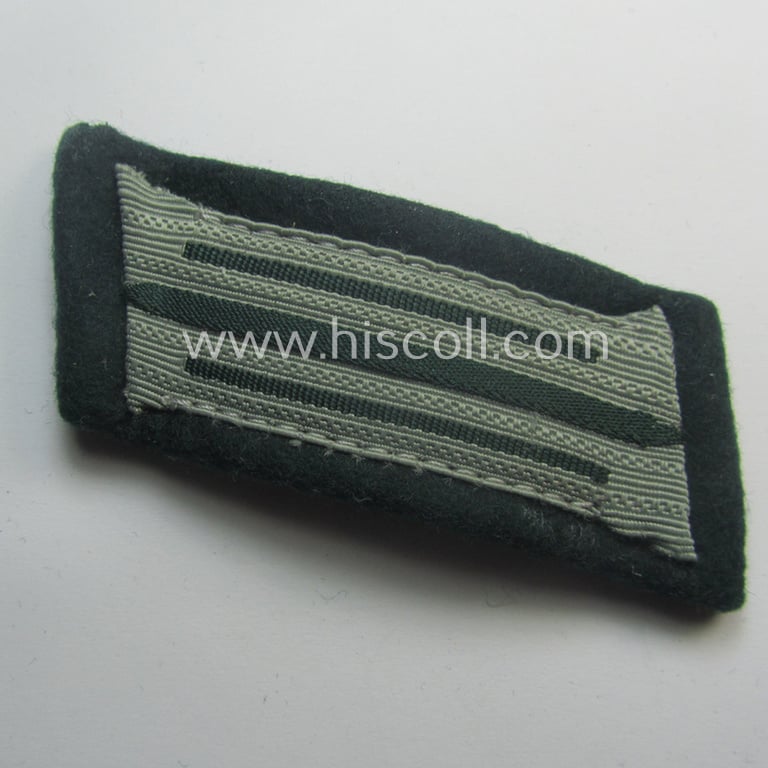 Pair of WH (Heeres) 'standard-issue'-pattern WH (Heeres) collar-tabs (or: 'Einheitskragenspiegel') being of the 'generic-pattern'