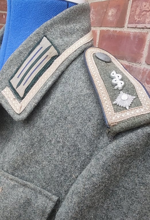 WW2 German M43 Army NCO Medics Combat Tunic