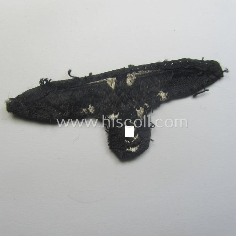 Superb - and nowadays rarely encountered! - Waffen-SS, 'BeVo'-woven-style skull- and cap-eagle-set (ie. 'Totenkopf- u. Adler-Effektensatz für Schiffchen o. Einheitsfeldmütze') that comes in a moderately used- and/or cap-removed, condition