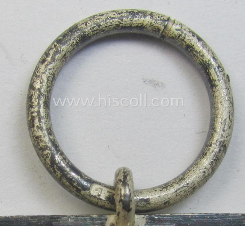 Maker- (ie. '13'-) marked 'Eisernes Kreuz II. Klasse' by the: 'Gustav Brehmer'-company