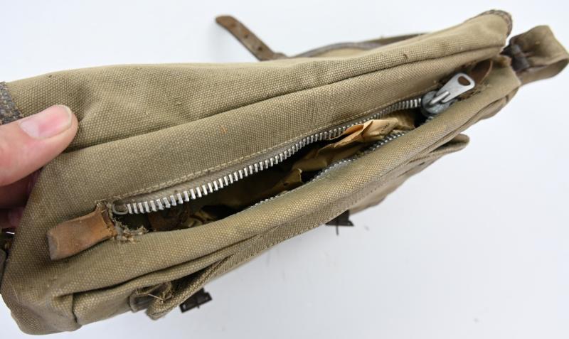 German Luftwaffe Flak-Helferin Pouch