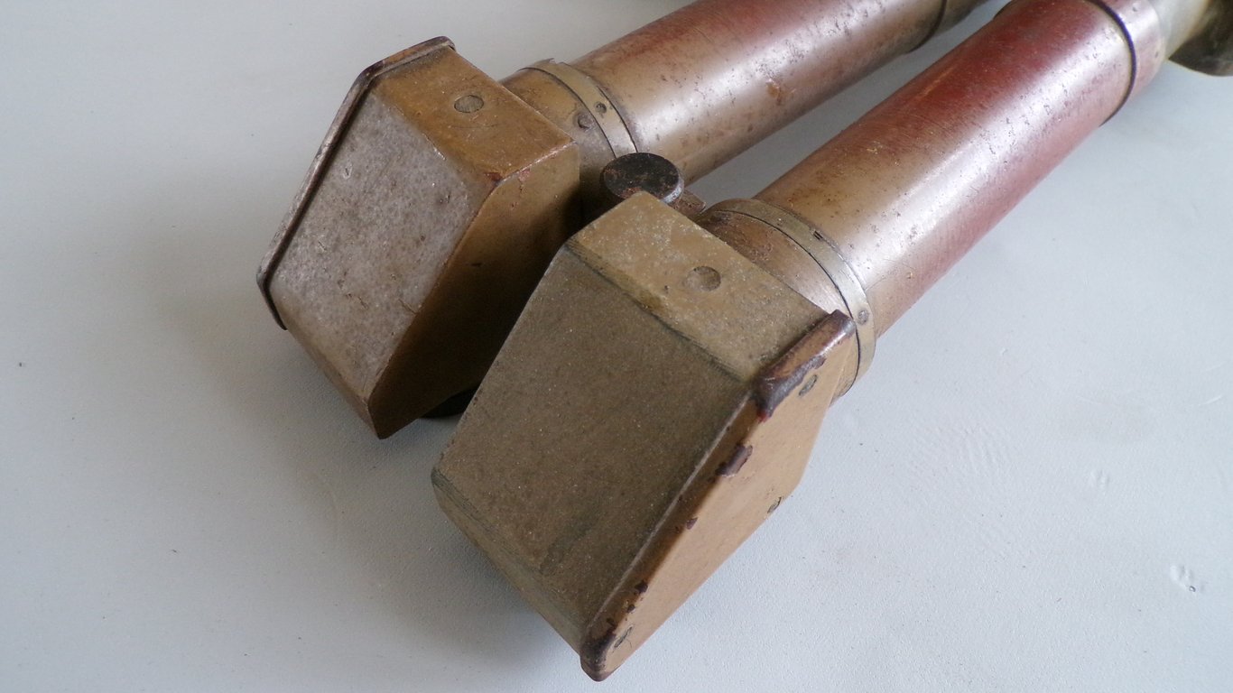 Heer Camouflaged 8x24 Handwinkelfernrohr