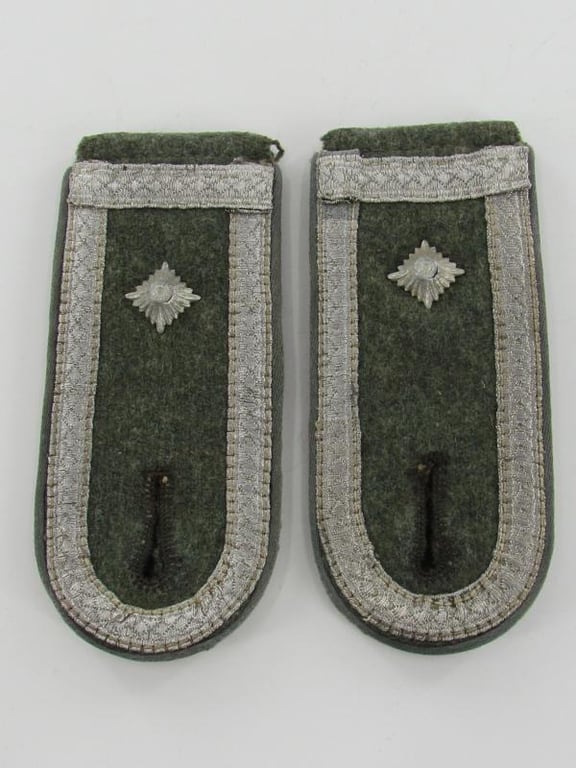 Wehrmacht (Heer) Shoulder Boards for a Transport Troops Officer