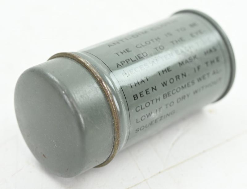 US WW2 Anti-Dim Gasmask Tin Can