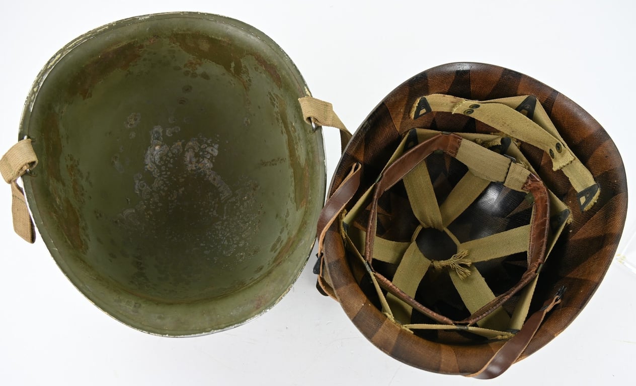 US WW2 M1 Fixed Bale Combat Helmet