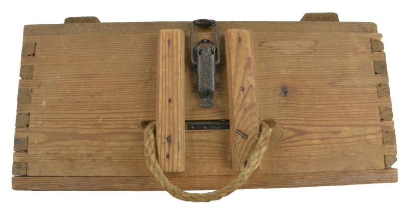 German WH 12 Bd Kg 42 Gb Ammunition Box