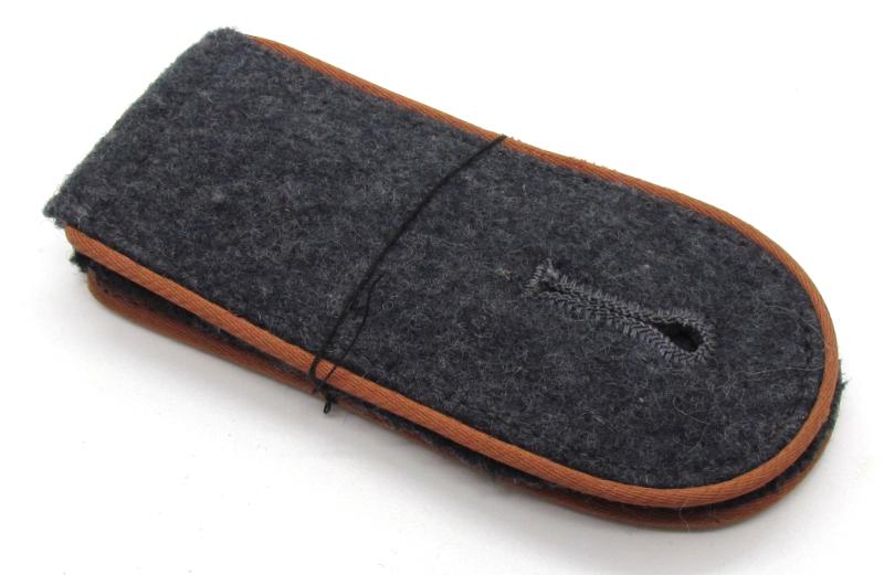 Luftwaffe Nachrichten EM insignia set