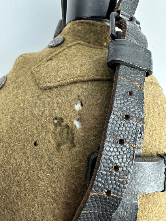 "CFL41" medic canteen