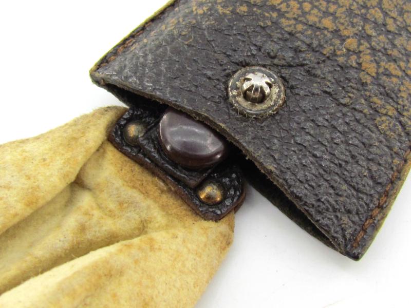German leather cleaning cloth in pouch Marked bml41