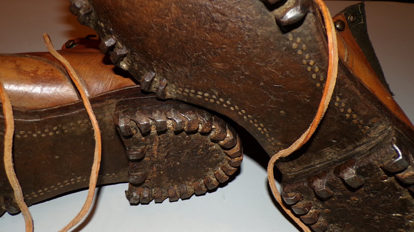 Heer Gebirgsjäger M37 mountain boots
