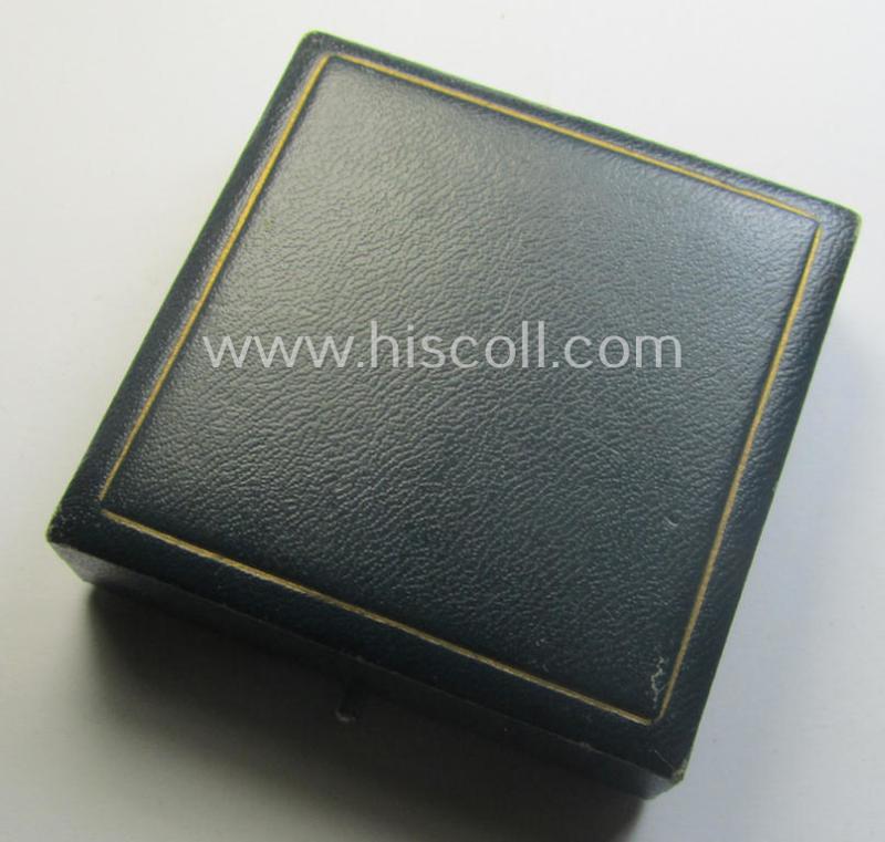 Genuine silver-based(!) honorary-badge (ie. 'Ehrenzeichen des Reichsverbandes d. Ruhestandsbeamten u. Hinterbliebenen e.V.') being a maker- (ie. 'H. Timm - Berlin'-) marked example that came stored in its period etui