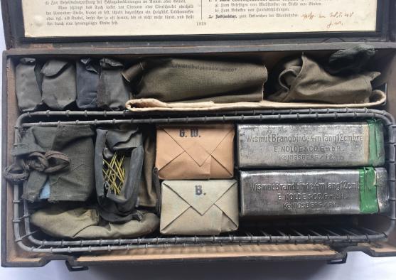 WH (Heer)/LW First Aid Kit 'Verbandkasten'